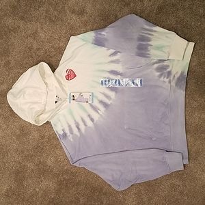 NWT, Wildfox Tie-Dye hoodie, Size L